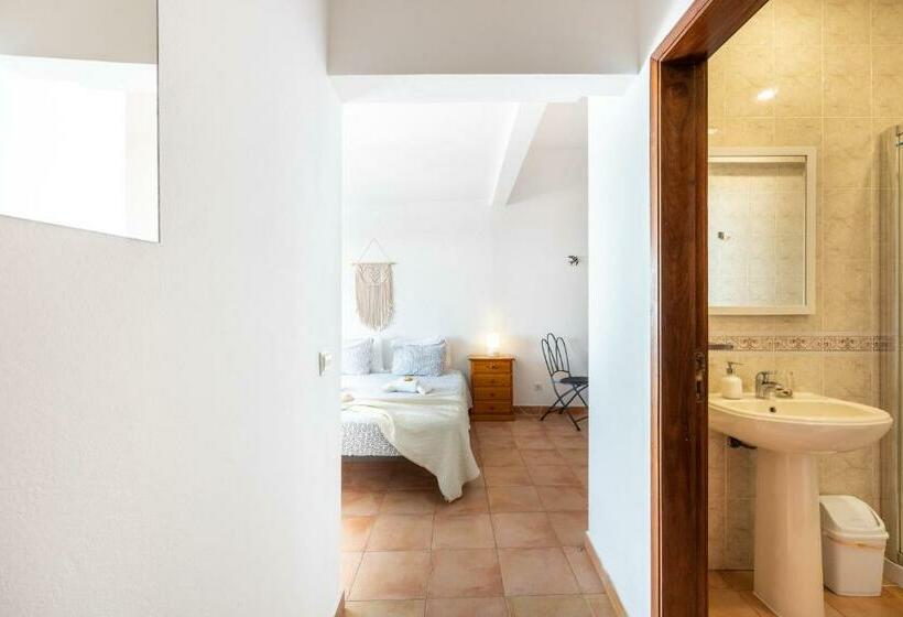 اتاق استاندارد, 3 Marias Garden House