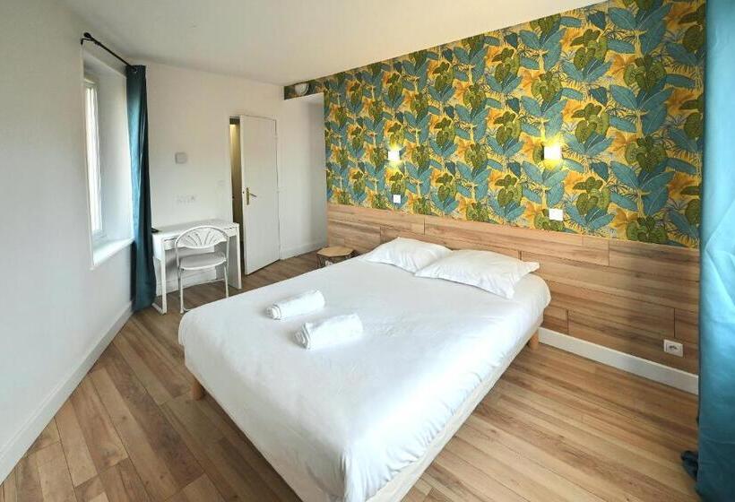 Номер Стандарт, Cit Hôtel La Résidence