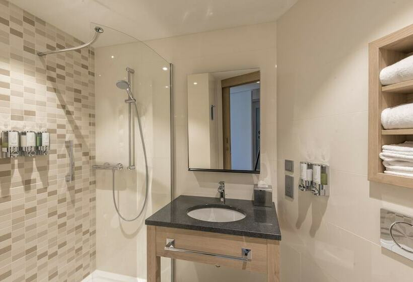 Номер Стандарт, Hampton By Hilton Freiburg