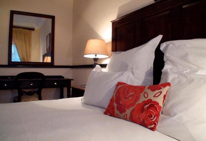 Трехместный Номер Deluxe, Polokwane Place