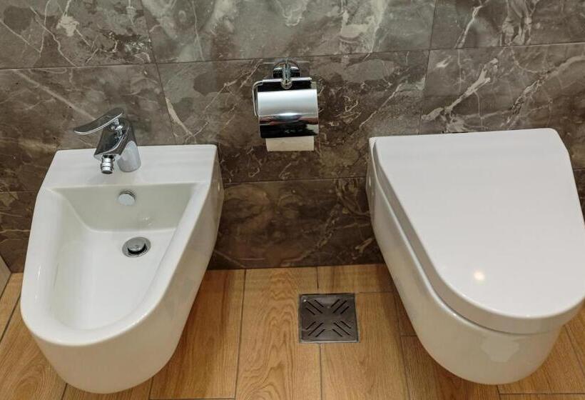 舒适三人间, Regina City Hotel & Spa