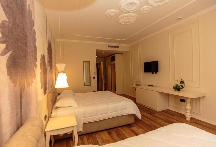 舒适三人间, Regina City Hotel & Spa