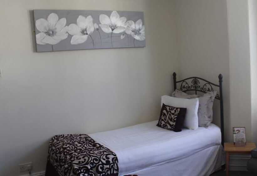 اتاق لوکس چهار تخته, The Heidi Bed & Breakfast