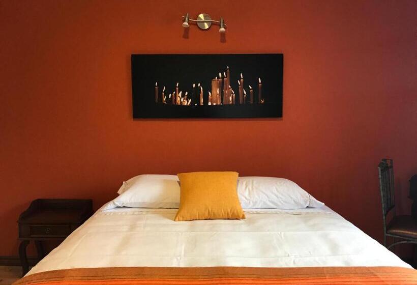 Quarto Estandar com Sacada, Casa Ecuatreasures Centro Historico