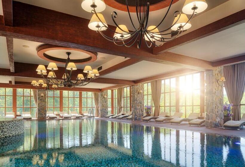 スーペリアースイート, Resort Sobotín