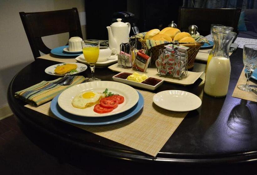 اتاق استاندارد, Kangaroo Wasi Airport Bed & Breakfast