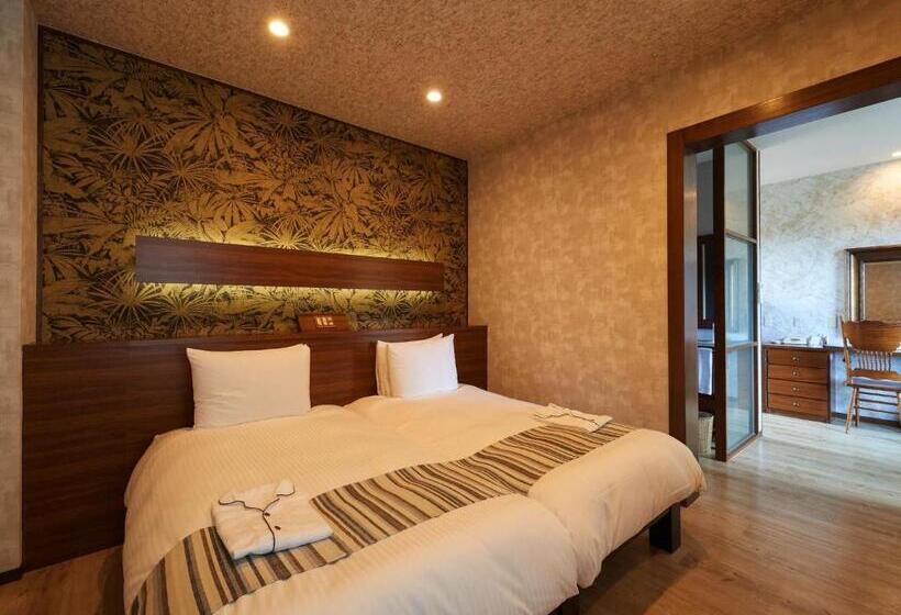 اتاق لوکس با چشم‌انداز دریا, La Casa Panacea Okinawa Resort