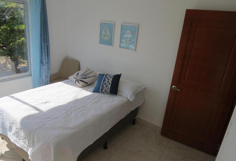 דירת חדר נוף לים, Zojo Marina Bay