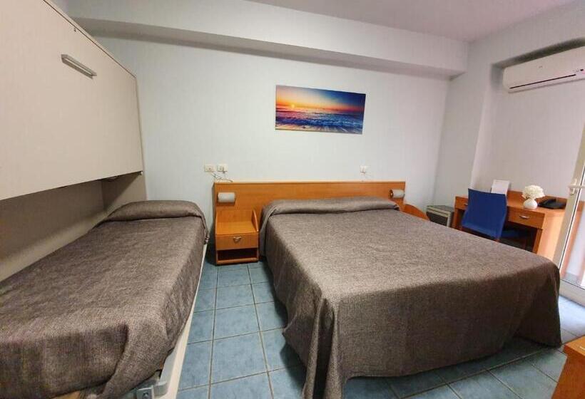 Economy Triple Room, Casale Dei Greci