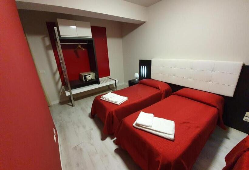اتاق راحتی سه تخته, Casale Dei Greci