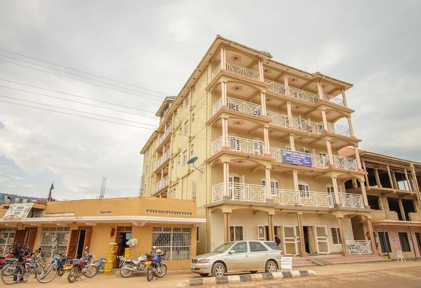 اتاق خانوادگی, Kings Hotel Kabale