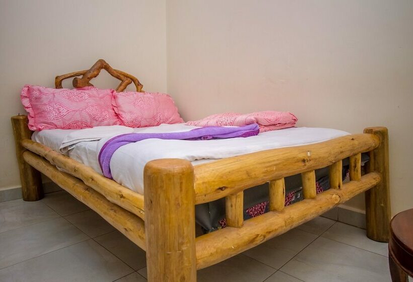اتاق استاندارد یک نفره, Kings Hotel Kabale
