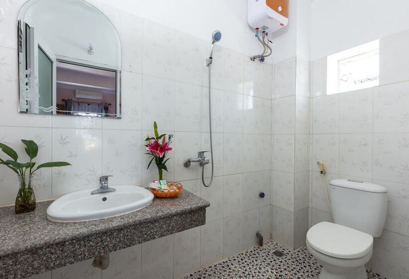 اتاق لوکس خانوادگی, Airport Hotel Hanoi Convenient & Friendly