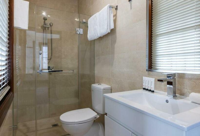 Quarto Estandar, Southern Cross