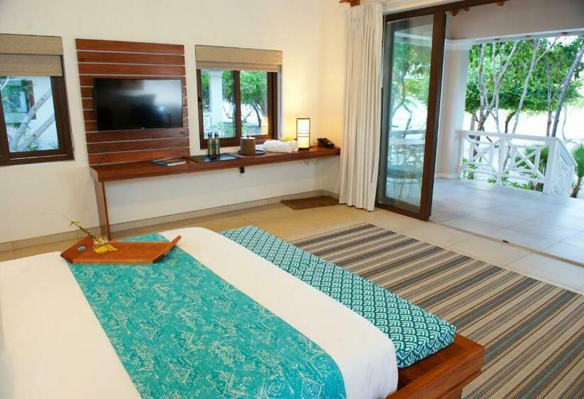 スタンダードスタジオ, Naïa Resort And Spa