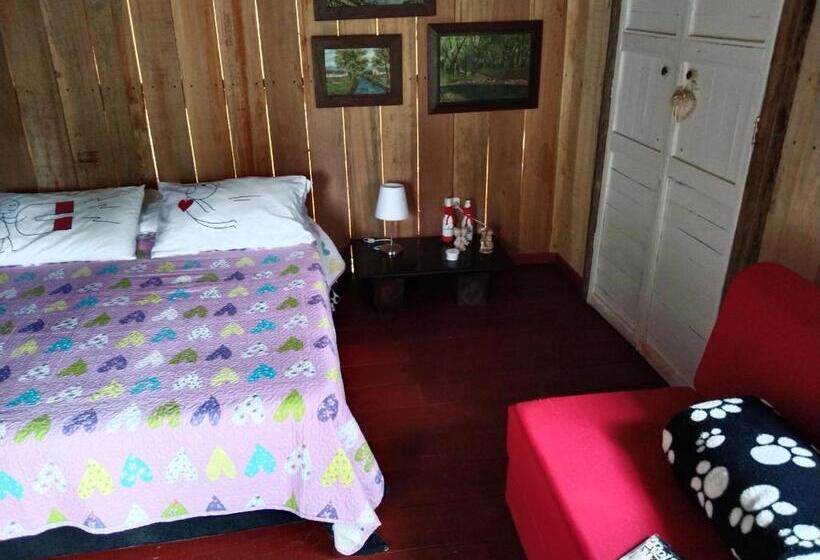 Студио Стандарт с Балконом, Tarragona Hostal