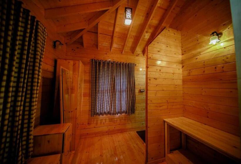 家庭间, Bamboo Creek Resort