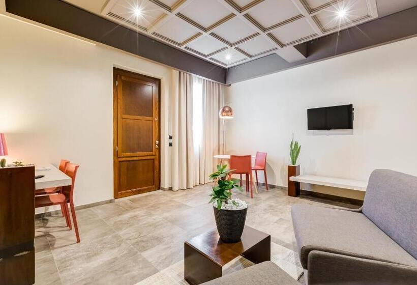 سوئیت با تخت بزرگ, Best Western Plus Hotel Terre Di Eolo