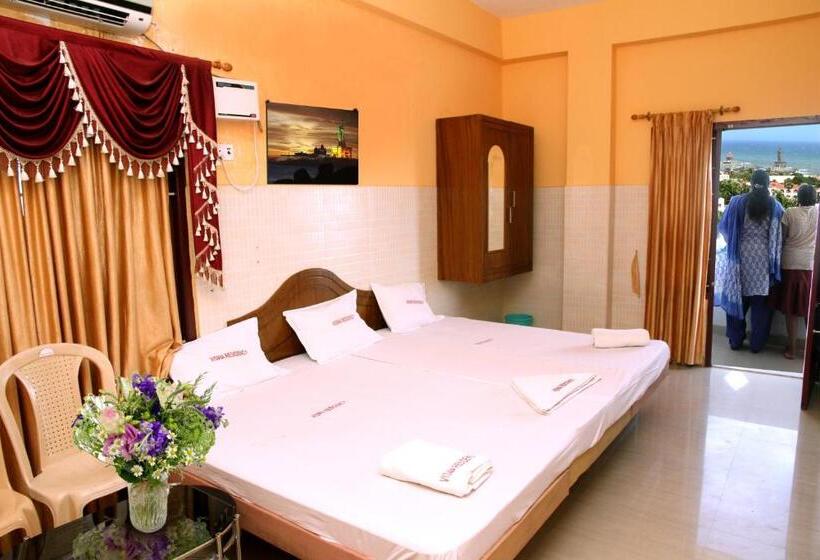 Трехместный Номер Deluxe, Viswa Residency