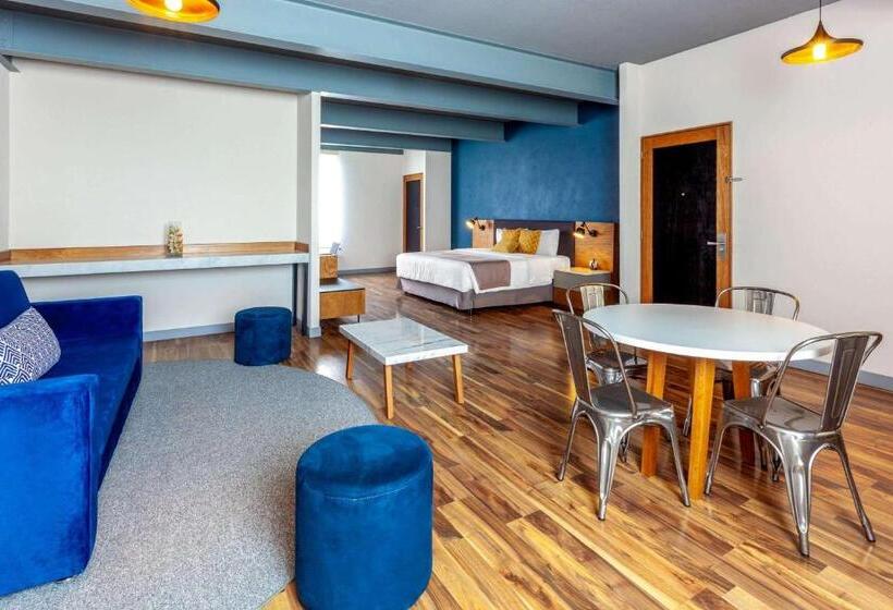 ماستر سويت, Tryp By Wyndham San Luis Potosi Hotel & Suites