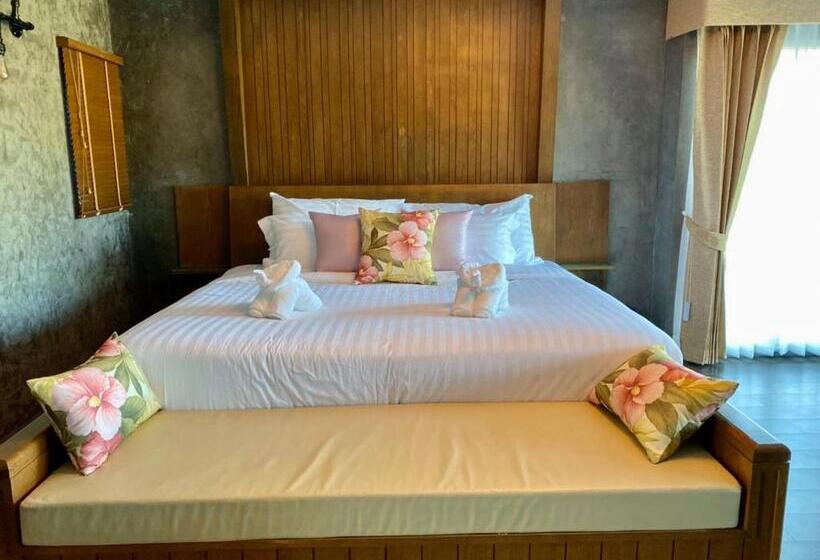 带大床的豪华间, Grand Kokkod Khao Kho Resort