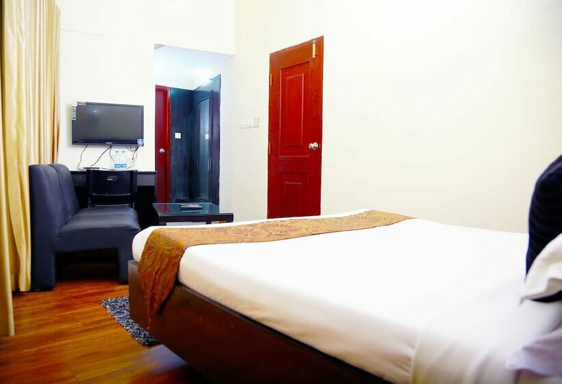 스탠다드 룸, Green Park Residency