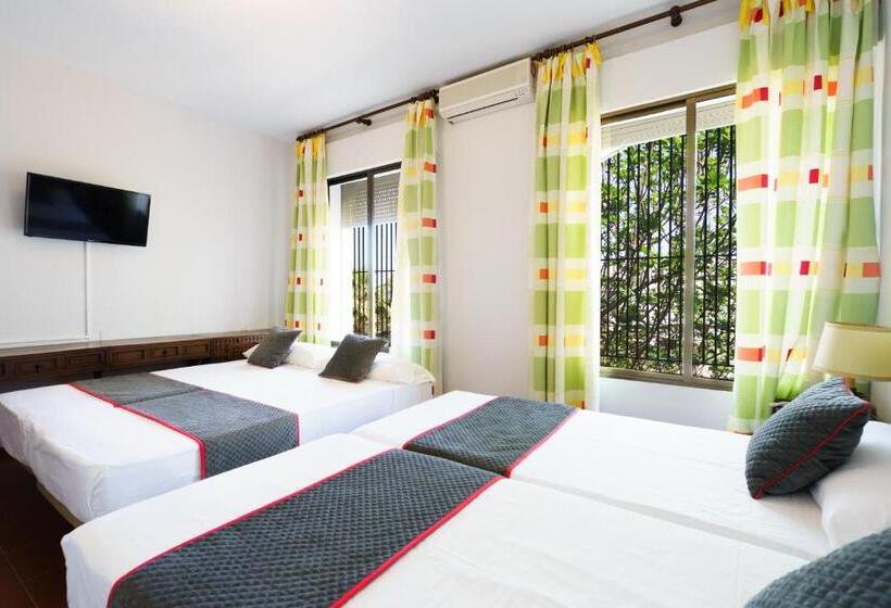 Четырехместный Номер Стандарт, Venta Del Alto Hotel Las Cumbres By Vivere Stays