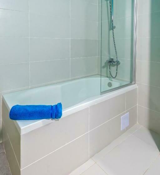 اتاق استاندارد با تخت بزرگ, Net Hotel Pitesti