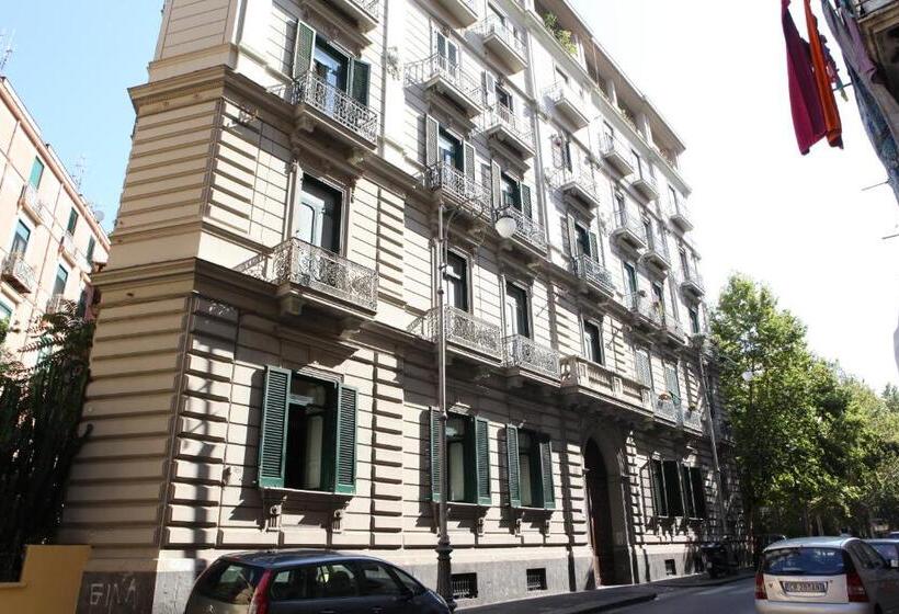 اتاق سوپریور, B&b Palazzo Scaramella
