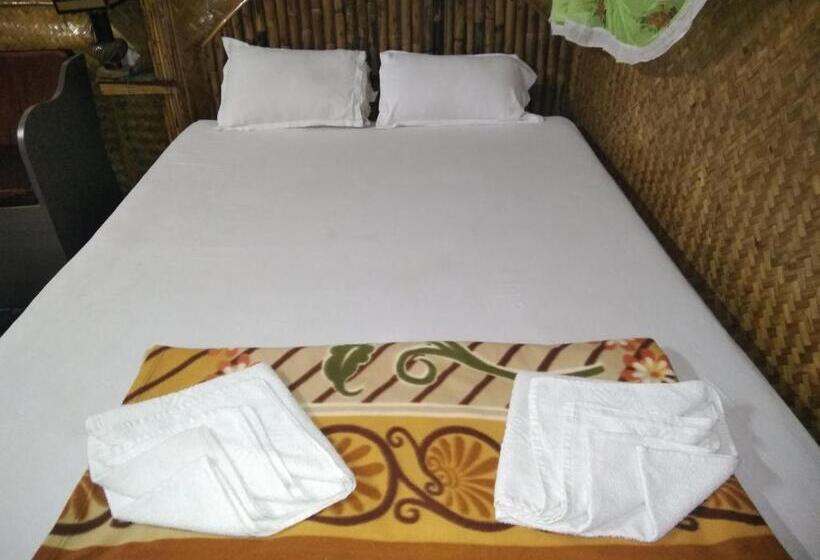 标准间, Green Valley Resort