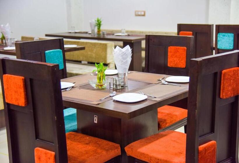 اتاق لوکس, Tulsi Residency
