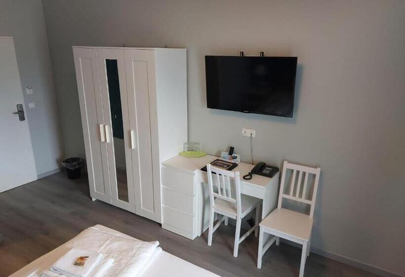 Номер Стандарт, Casilino Hotel A 20 Wismar