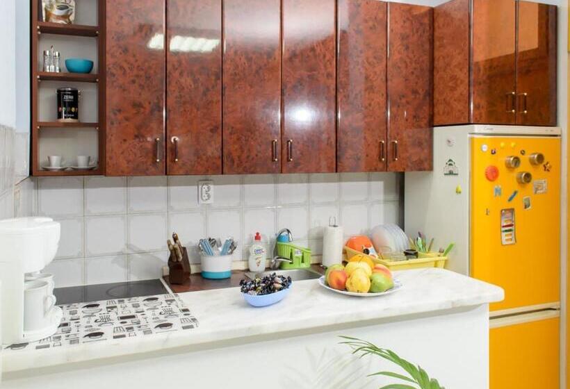 اتاق خانوادگی با سرویس بهداشتی مشترک, Hostel White Town