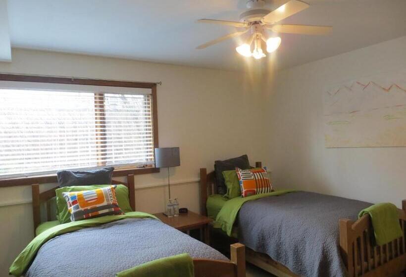 Quarto Estandar, At Wits End B&b
