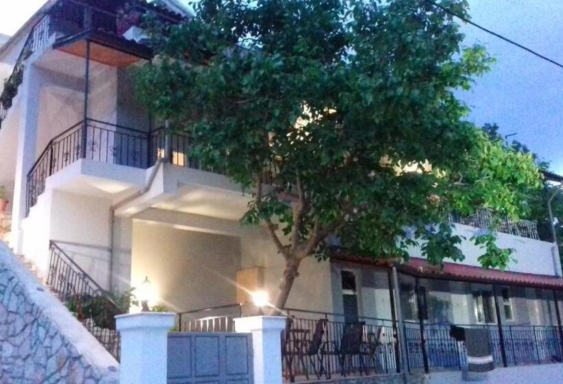 Трехместный Номер Классика, On The Rocks