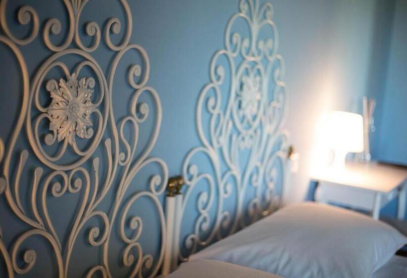 اتاق استاندارد سه نفره, Relais Piano Valle