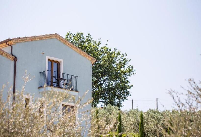 اتاق استاندارد سه نفره, Relais Piano Valle