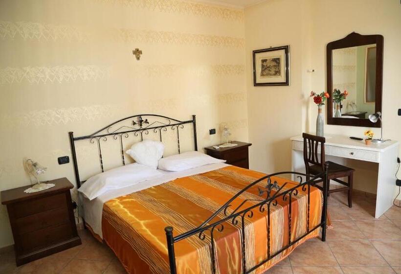اتاق لوکس, Villa Manno