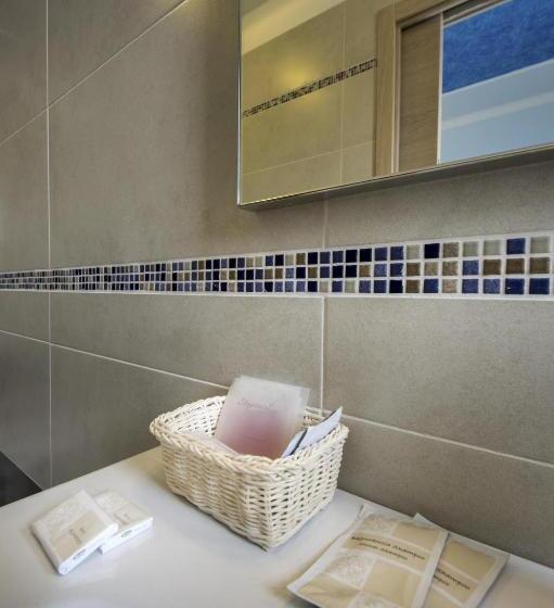 Quarto Quadruple Standart com Varanda, Hollywoods