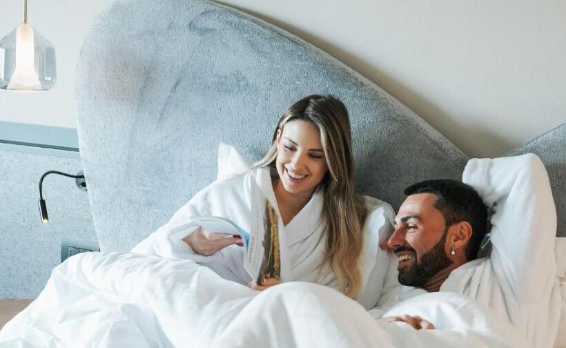 Номер Superior, Paradies