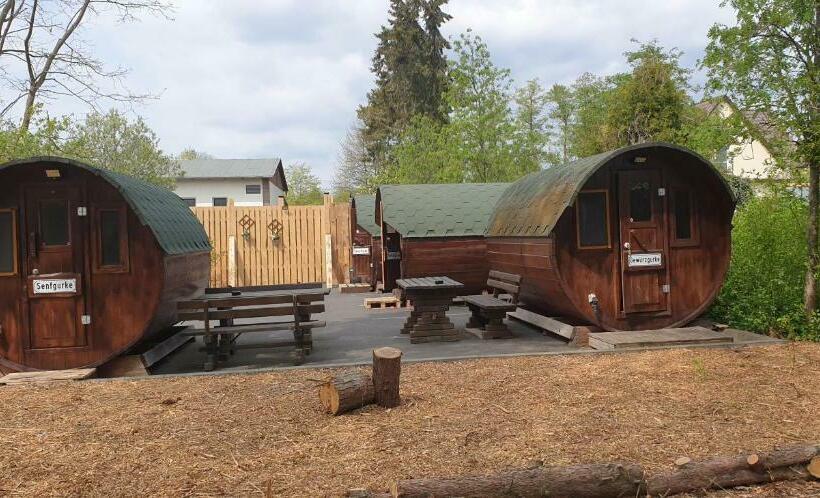 Номер Стандарт Совместная Ванная, Mini Hotel übernachten Im Gurkenfass
