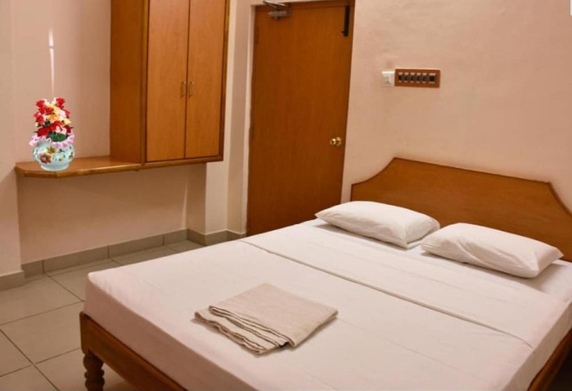 Номер Стандарт, Yogiram Inn