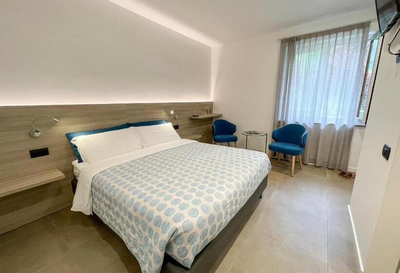 Номер Стандарт Вид на Сад, Locanda Alla Perla