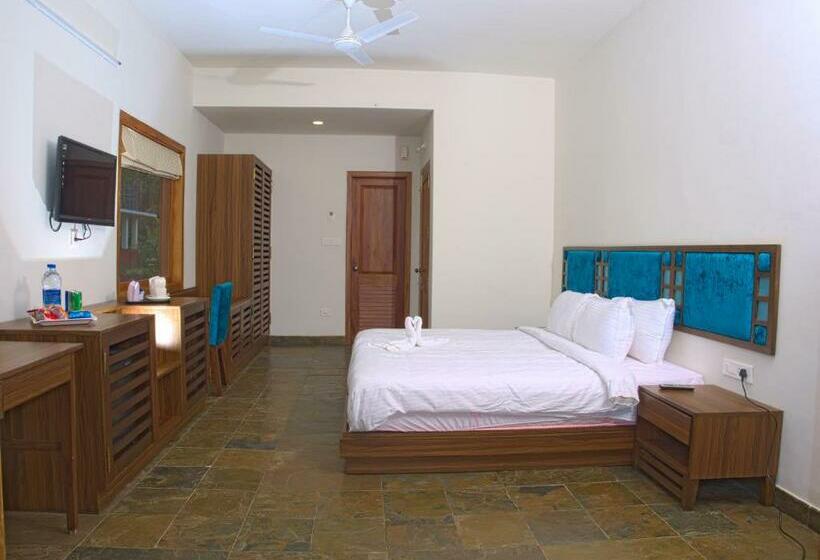 디럭스 룸 호수 전망, Vistara Resort