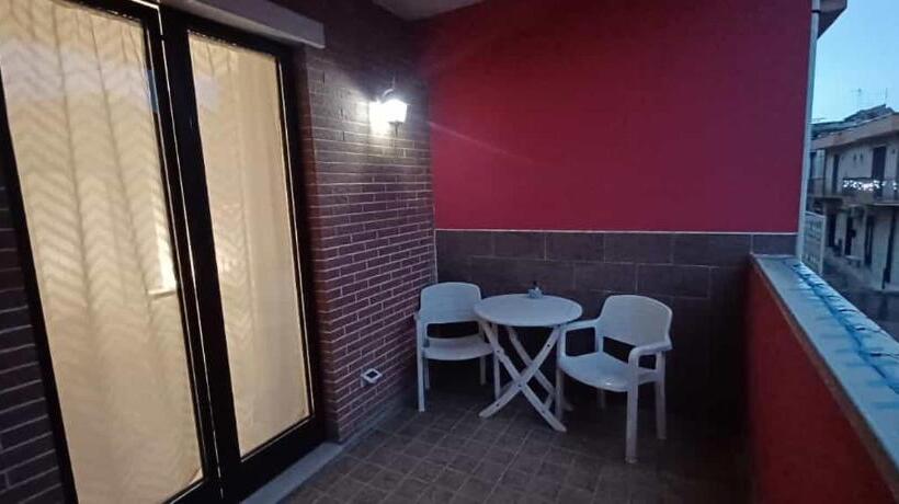 اتاق لوکس با بالکن, Affittacamere Da Rocco