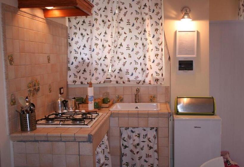 Quarto Quadruple Standart Vista Jardim, Albarosa