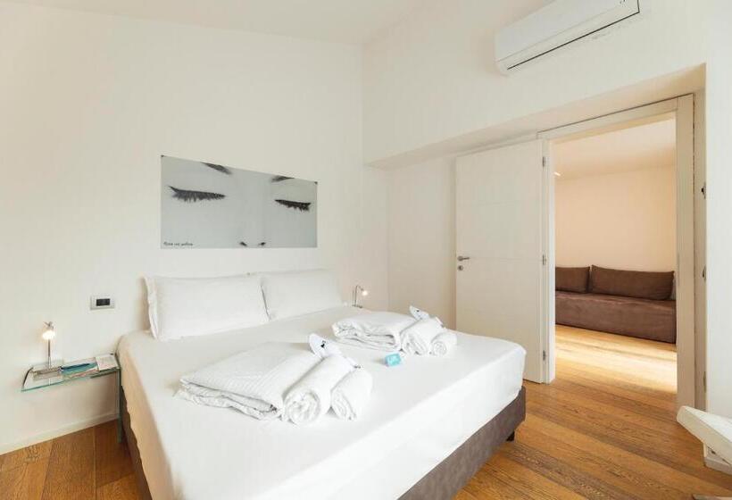 اتاق استاندارد با بالکن, Heart Of Trento Loft & Rooms