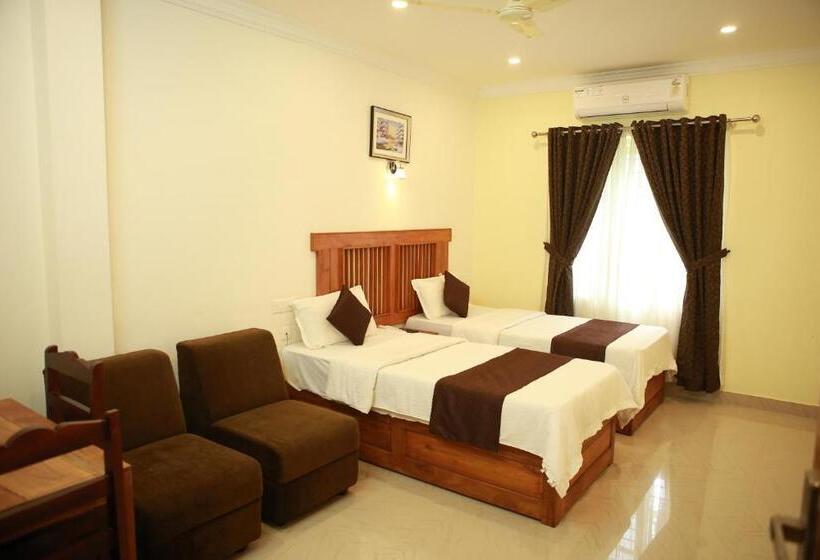 اتاق لوکس, Anna Residency