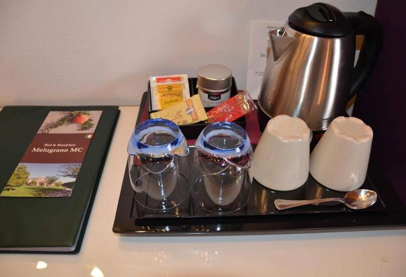 4인용 스탠다드 룸, B&b Melograno Mc