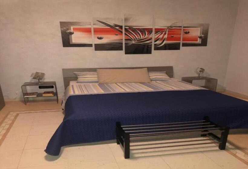 Номер Стандарт, B&b Camelie